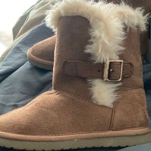 Girls Children’s place Faux fur boots